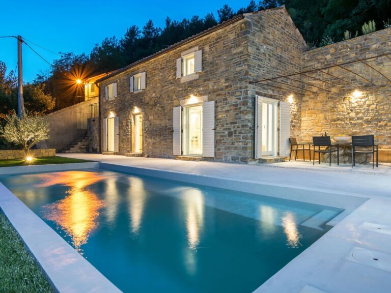 Kamenný dom Istria na predaj