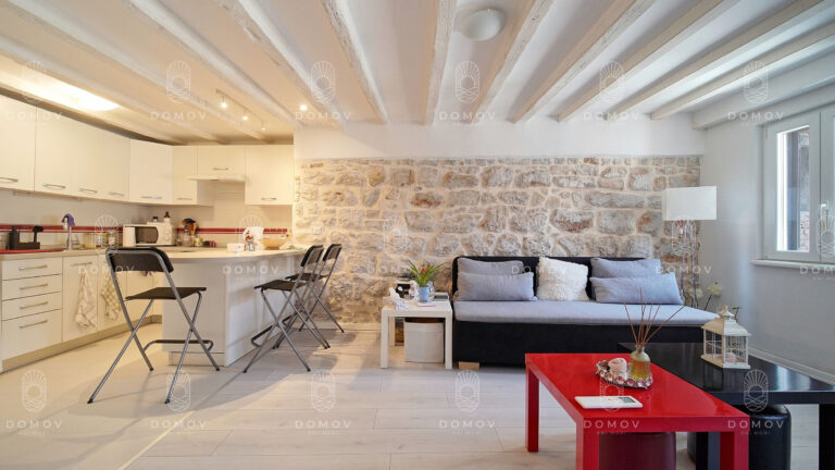Rovinj centrum apartman na predaj