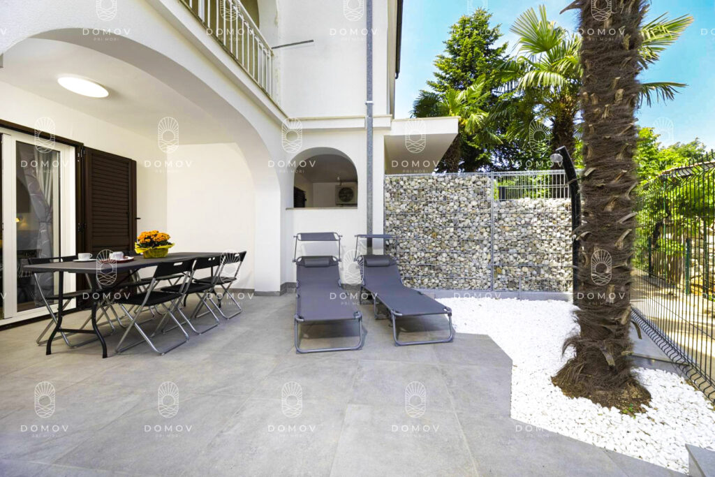 Malinska, KRK, apartmán na predaj