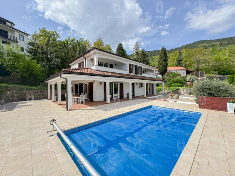 Lovran, vila na predaj