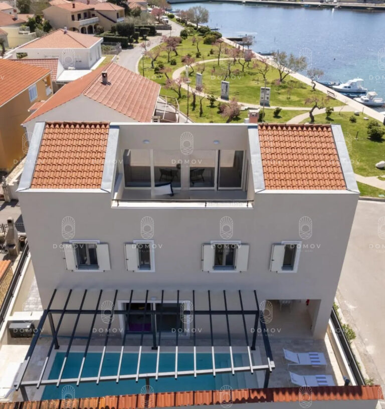 Zadar, Nin - vila priamo pri mori na predaj