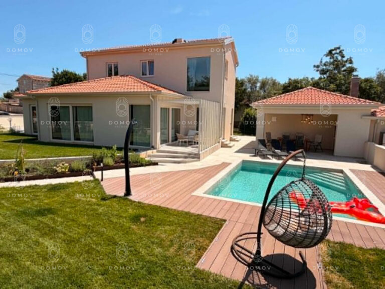 Poreč - vila na predaj